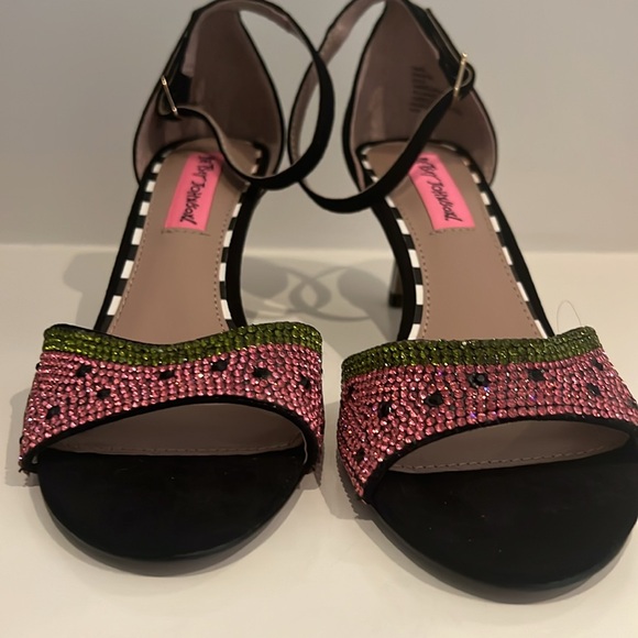 Betsey Johnson Women's 6.5 Rhinestone Watermelon Open Toe Sandals Heels NW - Picture 10 of 10